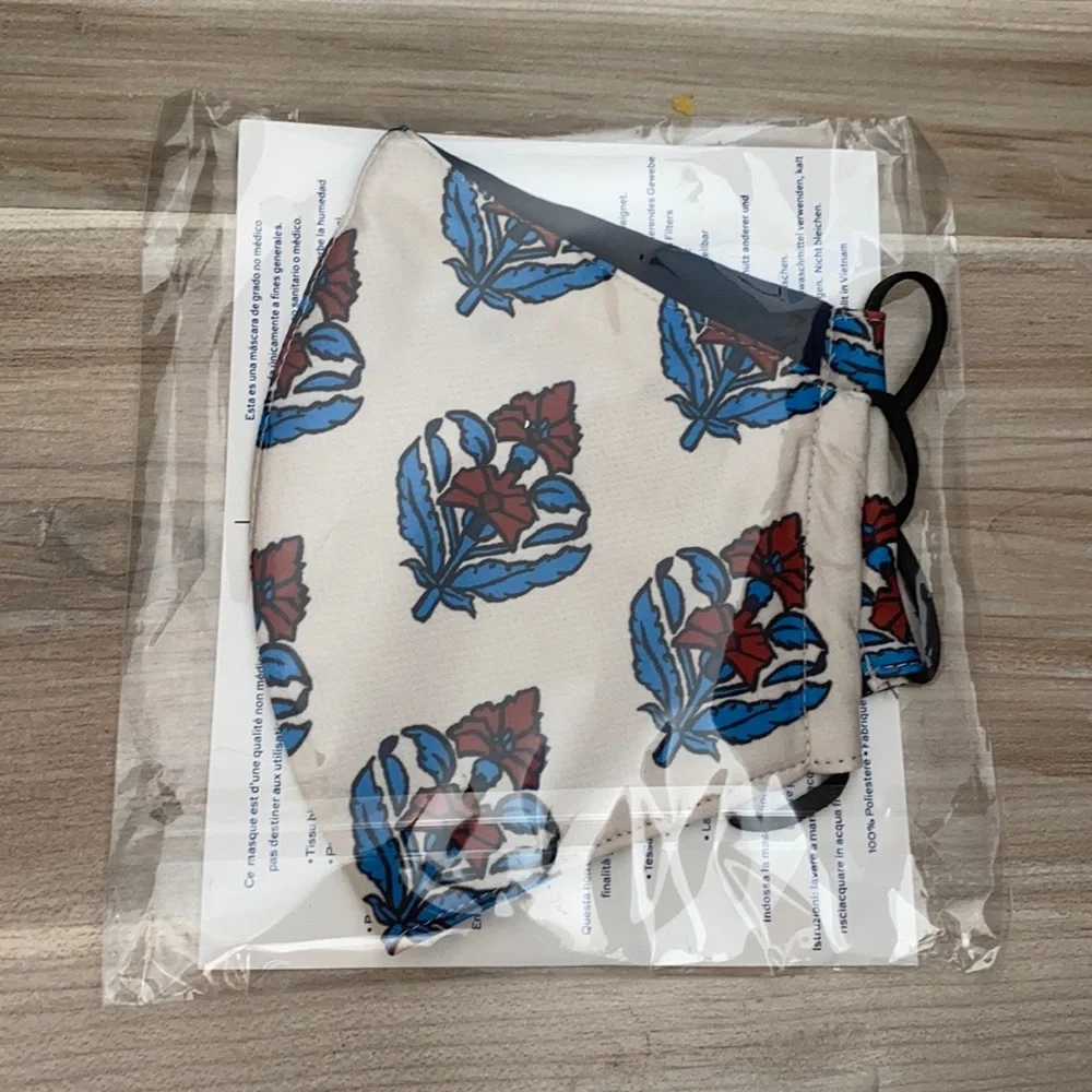 ❤️ Tory Burch Printed Face Mask